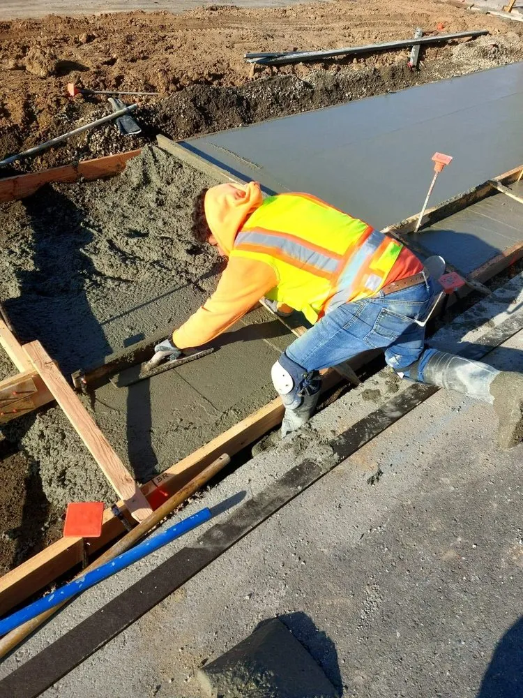 Local garden landscaping with custom design across Sacramento, CA - Gomez Brothers Construction Maintenace and Landscape Services