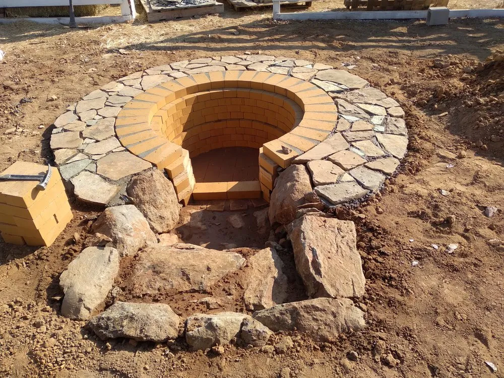 Custom landscaping services in Sacramento, CA by Gomez Brothers Construction Maintenace and Landscape Services