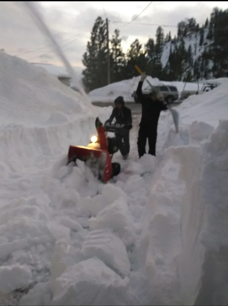 Local outdoor landscaping experts serving South Lake Tahoe, CA - Gomez Garden