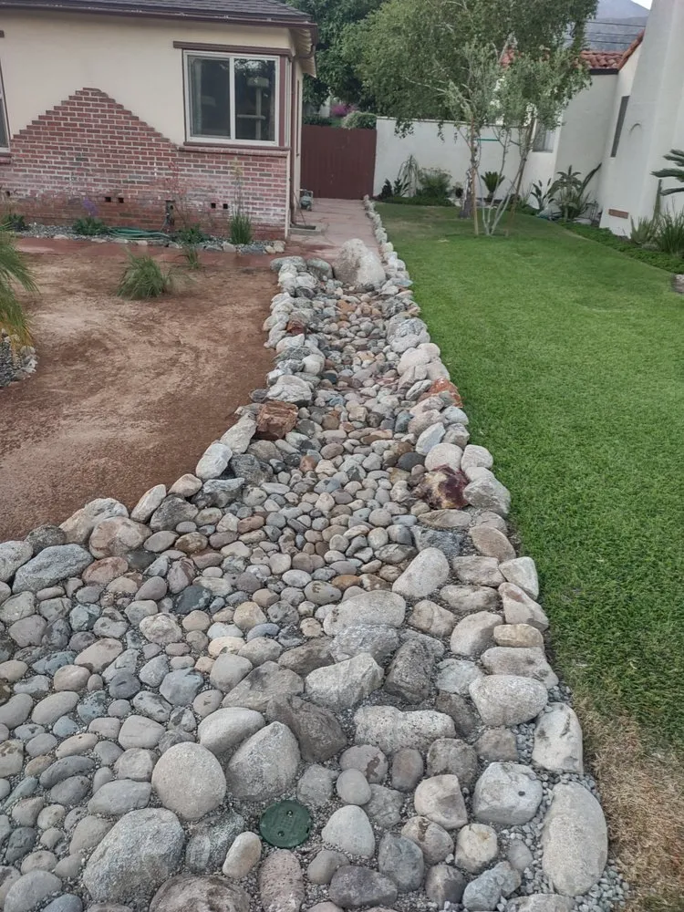 Top-rated outdoor landscaping for year-round maintenance in Duarte, CA by Gomez Gardening and Landscaping