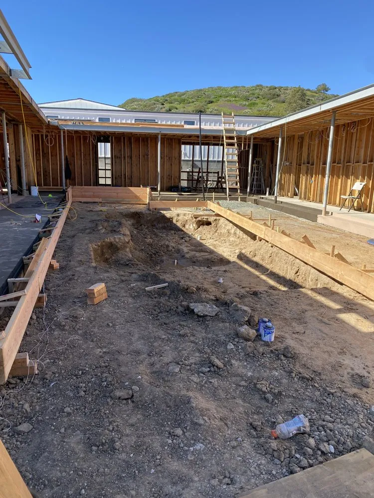 Custom yard maintenance experts serving Mission Viejo, CA - Gomez Gardening