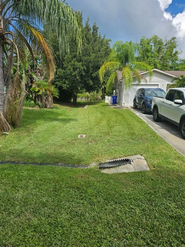 Local garden landscaping in Sebastian, FL by Gomez Green Lawn Care