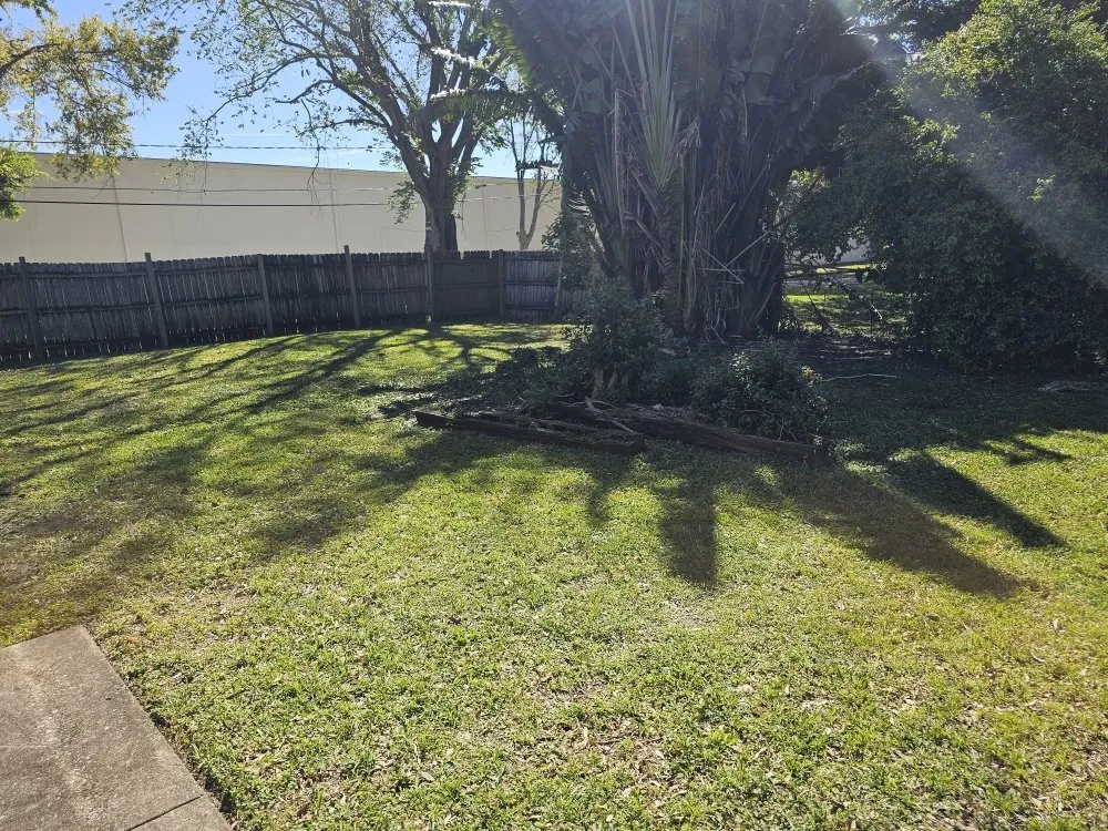 Local residential landscaping in Sebastian, FL - Gomez Green Lawn Care