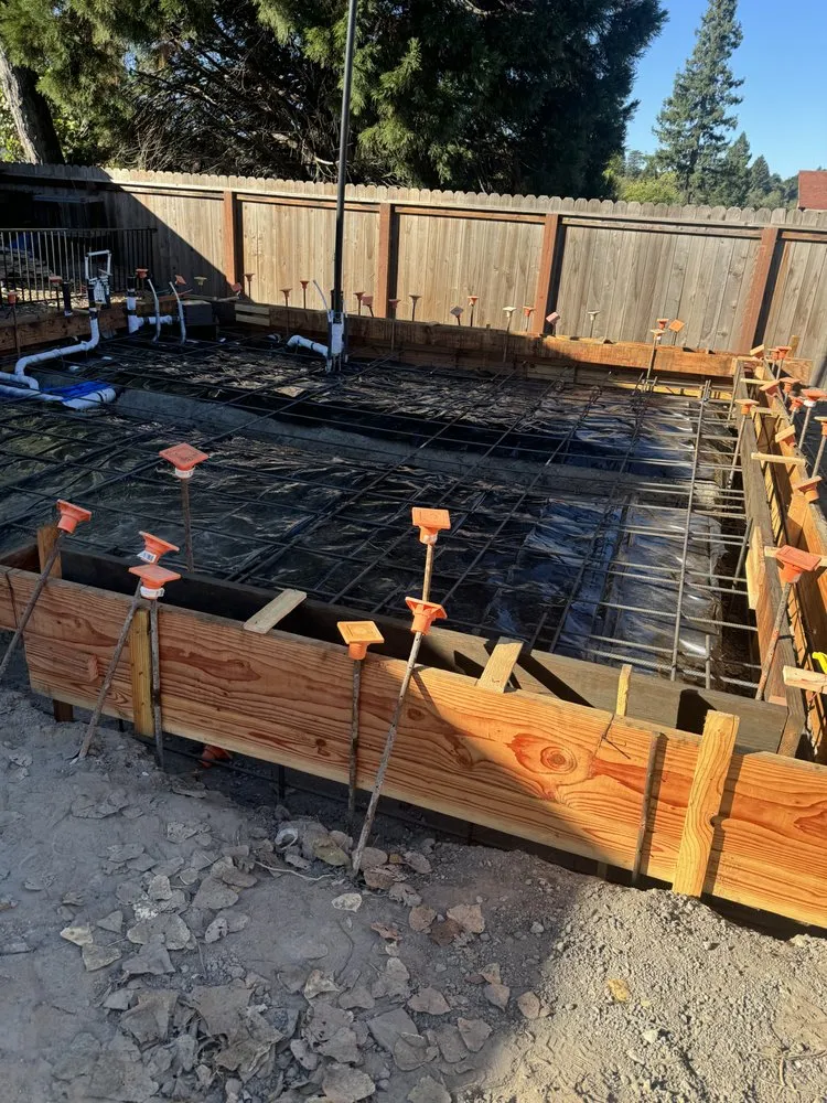 Reliable landscaping services experts serving Santa Rosa, CA - Gomez Landscape