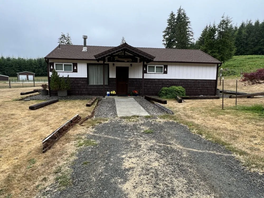 Top-rated yard maintenance in Aberdeen, WA by Gomez landscaping