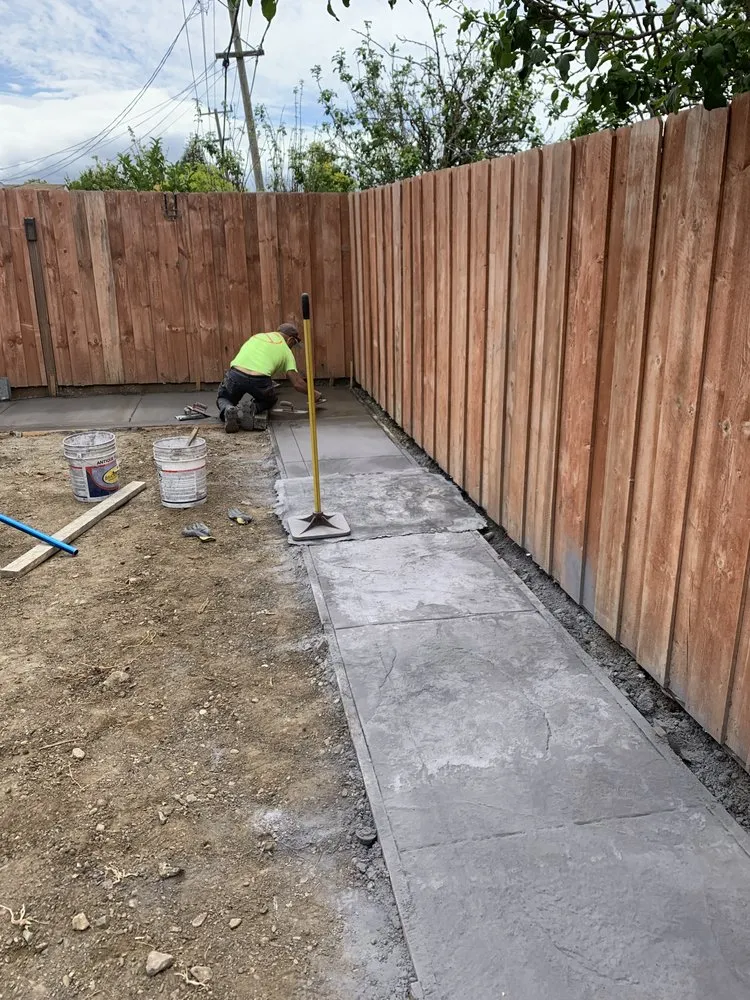 Affordable outdoor landscaping in American Canyon, CA by Gomez Landscaping