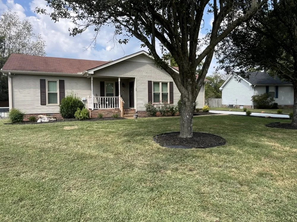 Affordable outdoor landscaping for homes across Thompson's Station, TN - Gomez Landscaping and Gardening