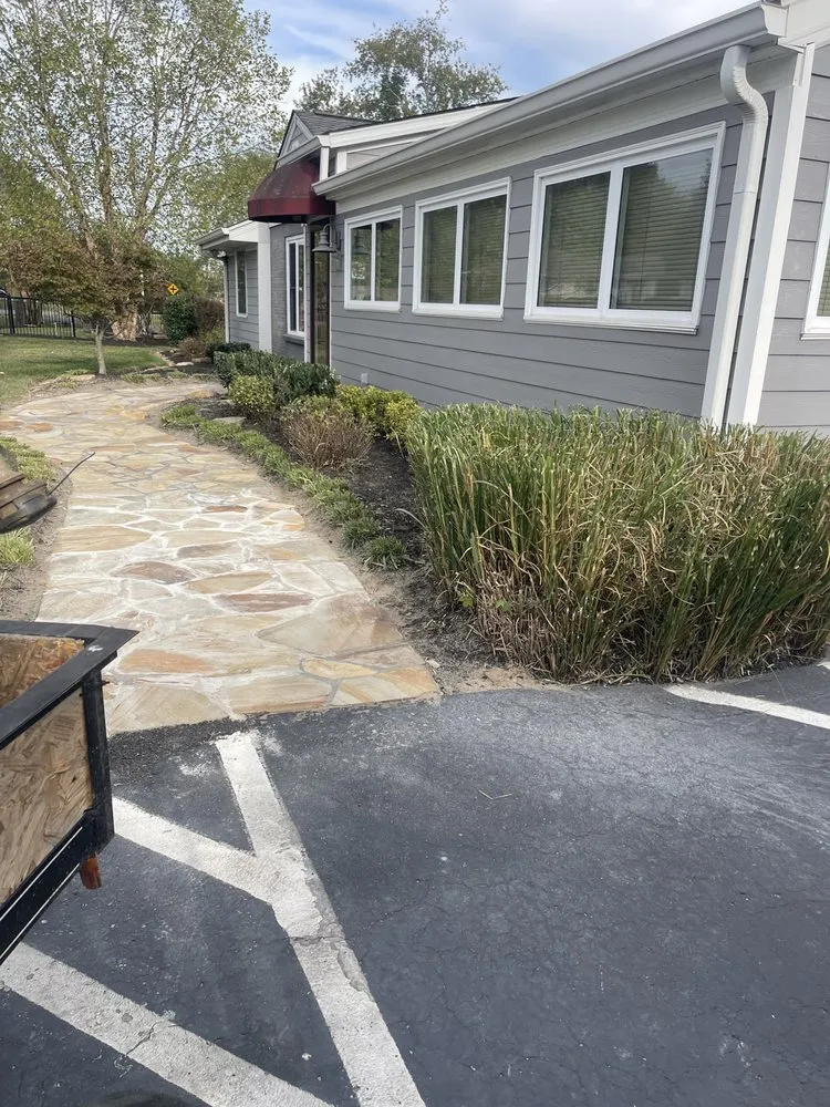 Custom outdoor landscaping with custom design in Gallatin, TN by Gomez Landscaping