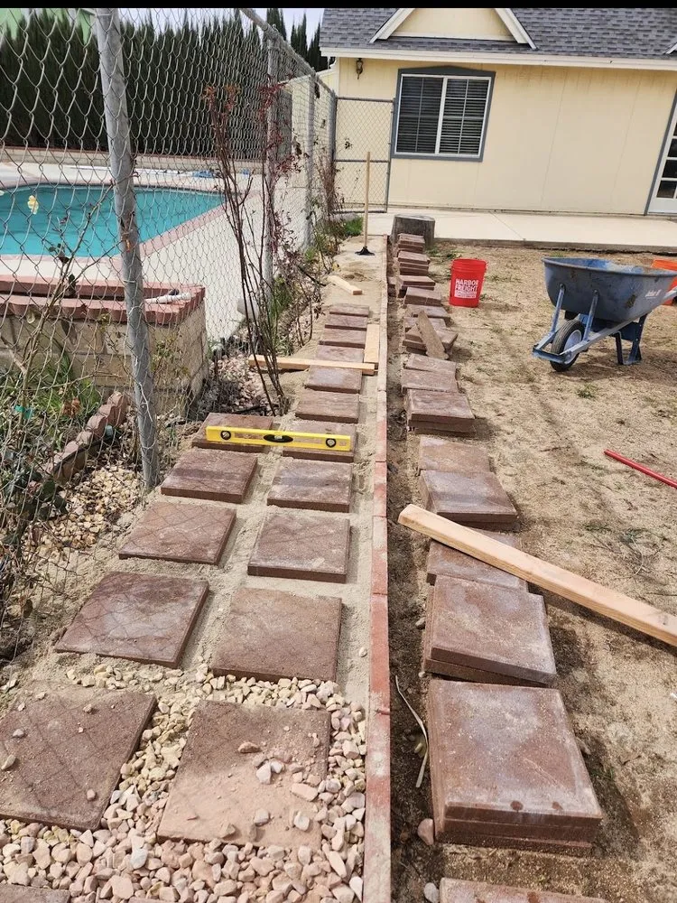 Custom landscape installation experts serving Hesperia, CA - Gomez Landscaping