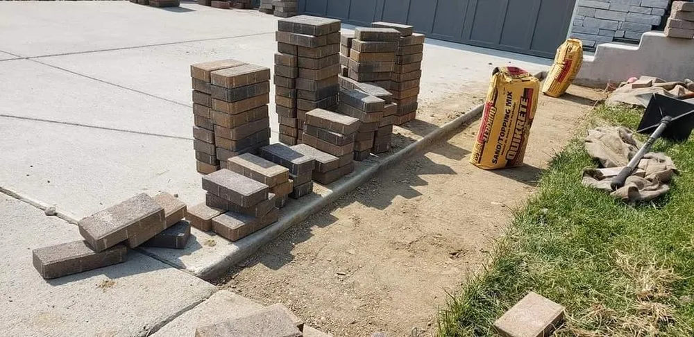 Professional lawn mowing service experts serving Lakewood, CO - Gomez Landscaping