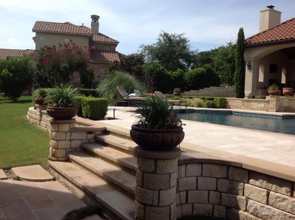 Local lawn care service experts serving Manor, TX - Gomez Landscaping