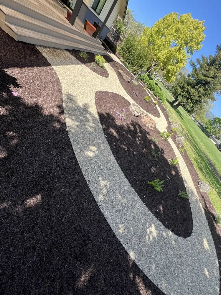 Custom residential landscaping in Napa, CA by Gomez Landscaping