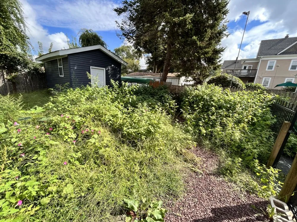 Reliable residential landscaping in New Brunswick, NJ by Gomez Landscaping