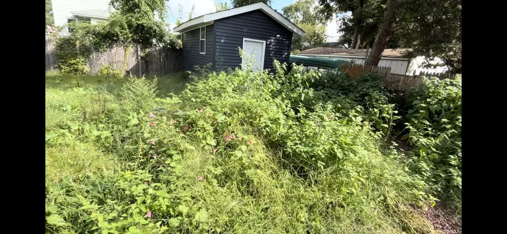 Professional garden landscaping near you in New Brunswick, NJ by Gomez Landscaping