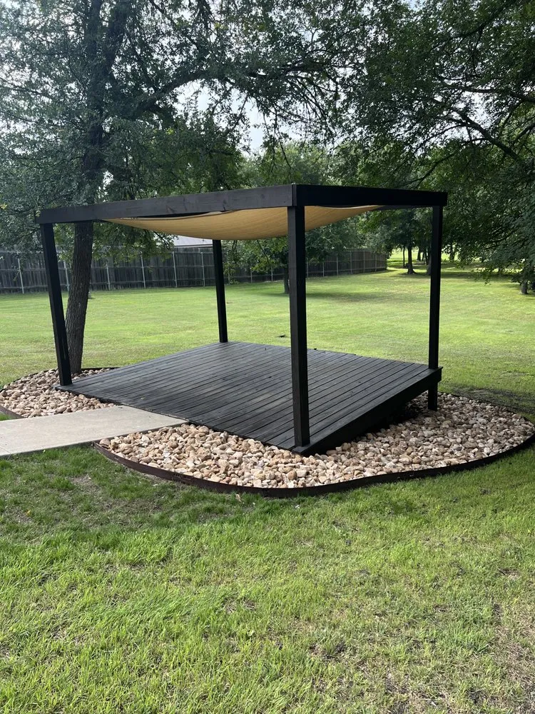 Professional yard maintenance in Taylor, TX - Gomez Landscaping