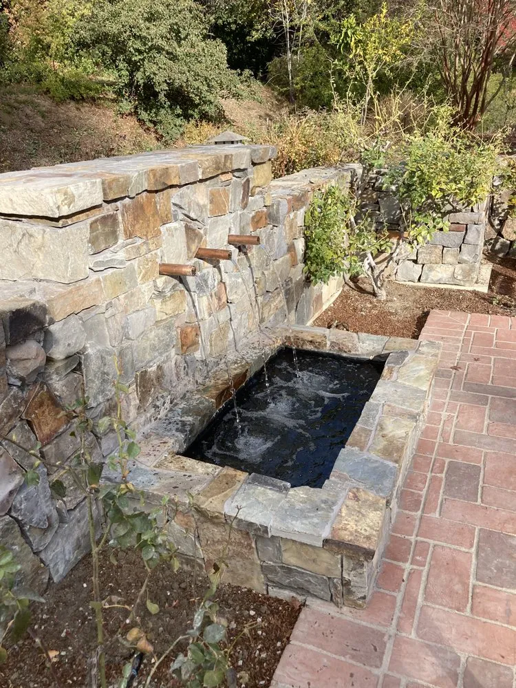 Local residential landscaping for homes in Vineburg, CA by Gomez Landscaping