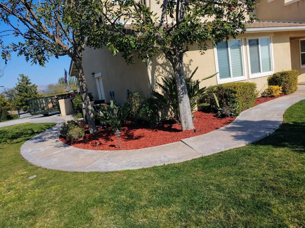 Reliable garden landscaping in Riverside, CA - Gomez Lawn & Tree Service