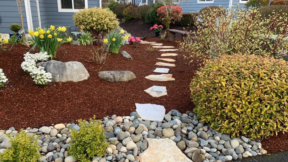 Custom garden landscaping experts serving Belfair, WA - Gomez Lawn Care Services and Maintenance