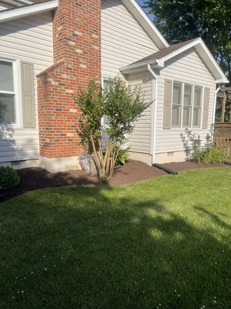 Affordable outdoor landscaping in White Post, VA by Gomez lawn care services