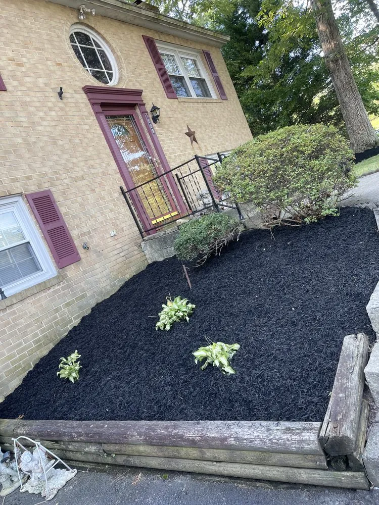 Trusted outdoor landscaping in White Post, VA - Gomez lawn care services