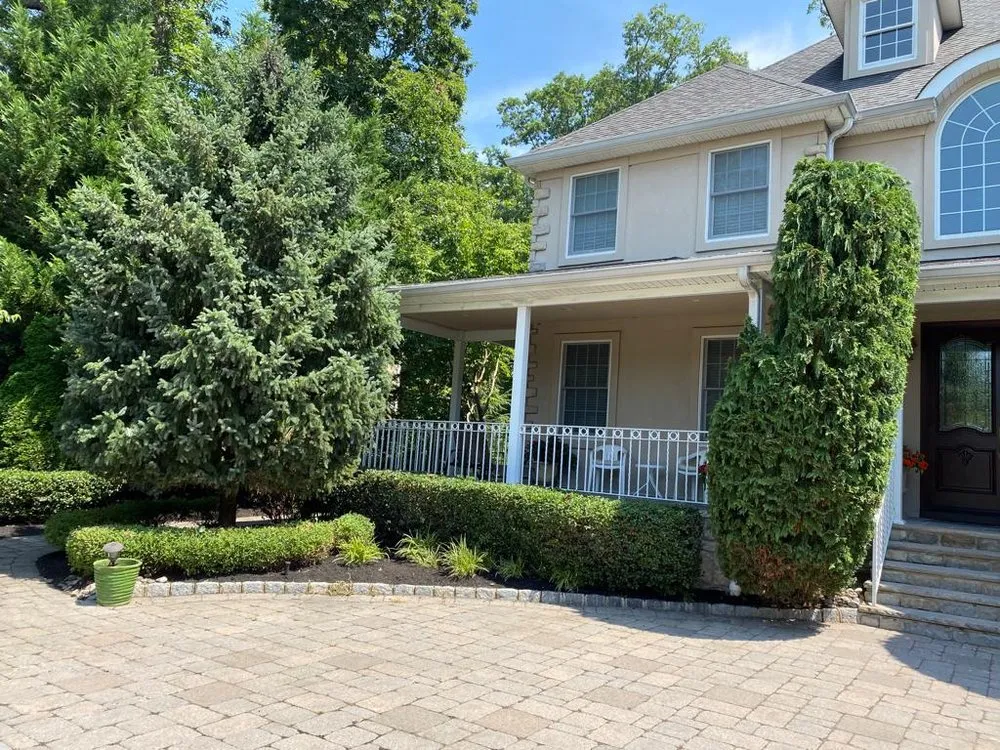 Custom outdoor landscaping in East Brunswick, NJ by Gomez Lawn Landscaping