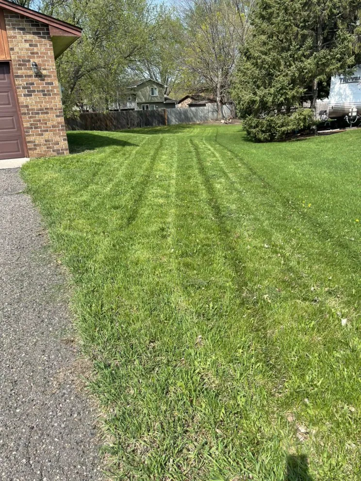 Affordable landscape installation in Coon Rapids, MN by Gomez Lawncare And Snow Removal