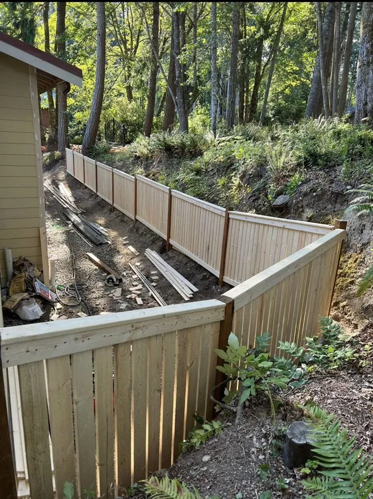 Expert lawn care service in Bremerton, WA by Gomez Maintenance