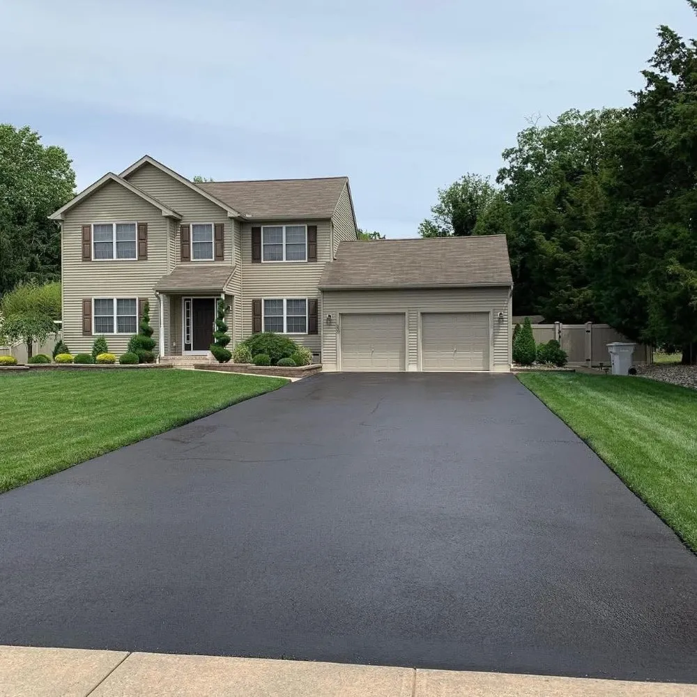 Custom yard cleanup service in Bridgeton, NJ by Gomez Sealcoating