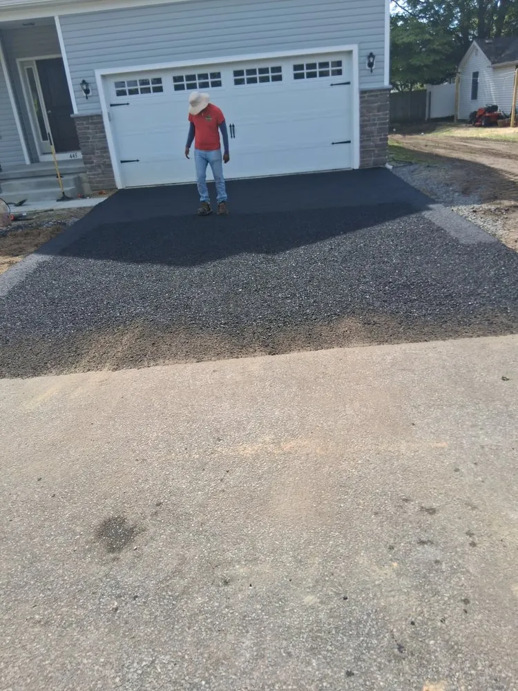 Custom lawn care service experts serving Bridgeton, NJ - Gomez Sealcoating