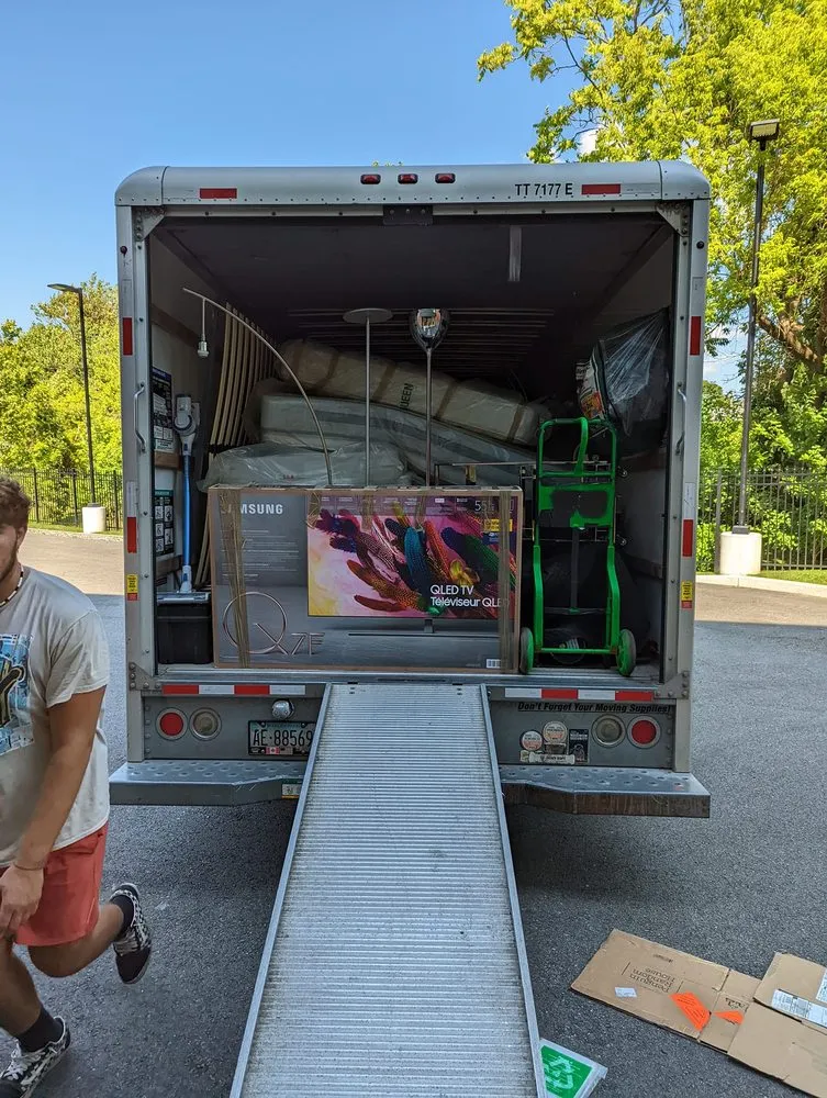 Expert landscaping services experts serving North Reading, MA - Gone Tomorrow Moving