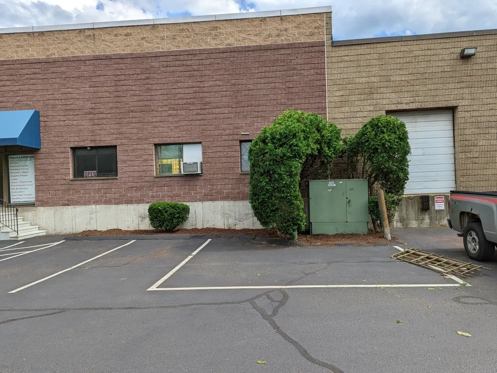 Affordable lawn care service in North Reading, MA - Gone Tomorrow Moving