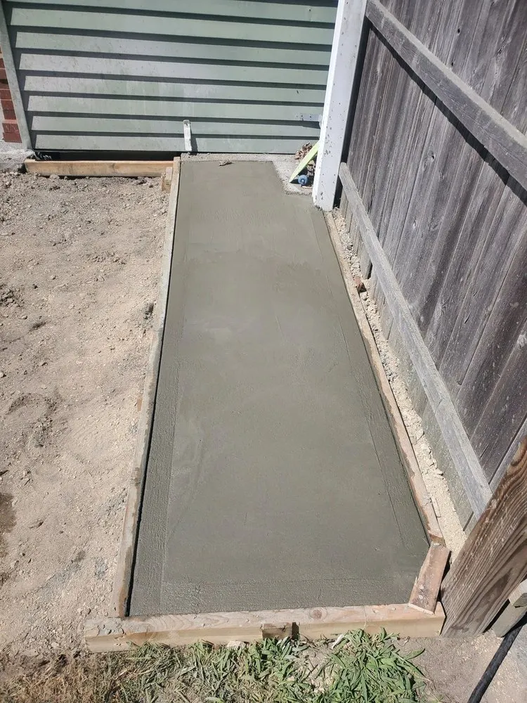 Trusted yard cleanup service experts serving New Bedford, MA - Gonsalves Lawncare And Construction