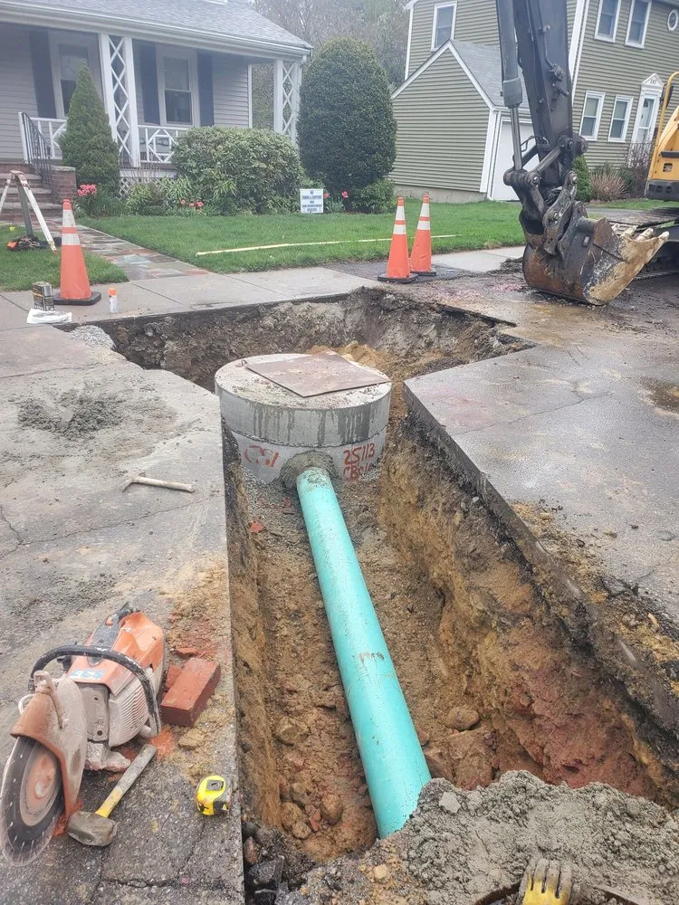 Custom lawn mowing service in New Bedford, MA - Gonsalves Lawncare And Construction