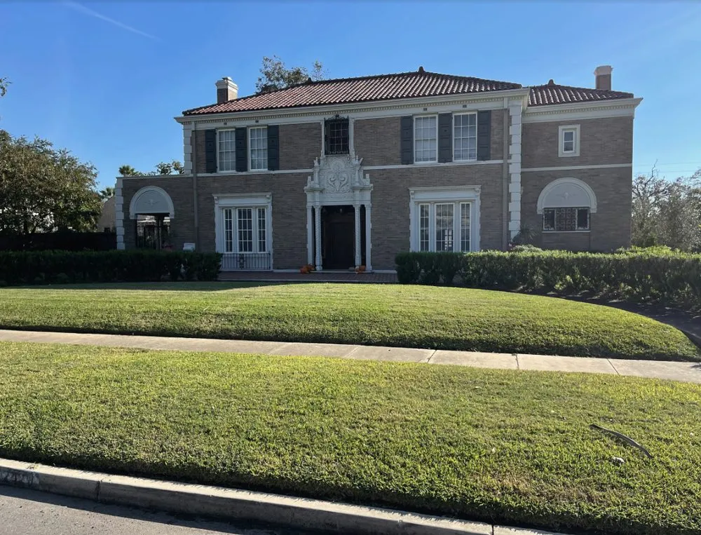 Reliable landscape installation for residential properties across Elmendorf, TX - Gonzales Landscaping