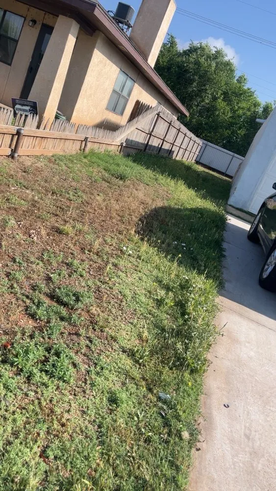 Top-rated garden landscaping for year-round maintenance in Clovis, NM by Gonzales Lawn Service