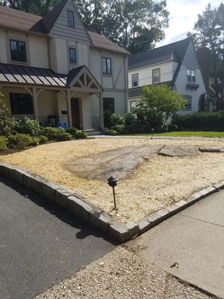Custom yard maintenance in Port Chester, NY - Gonzalez Brothers Contracting