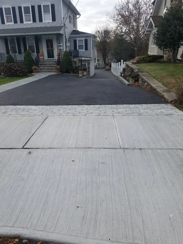 Reliable yard maintenance in Port Chester, NY by Gonzalez Brothers Contracting