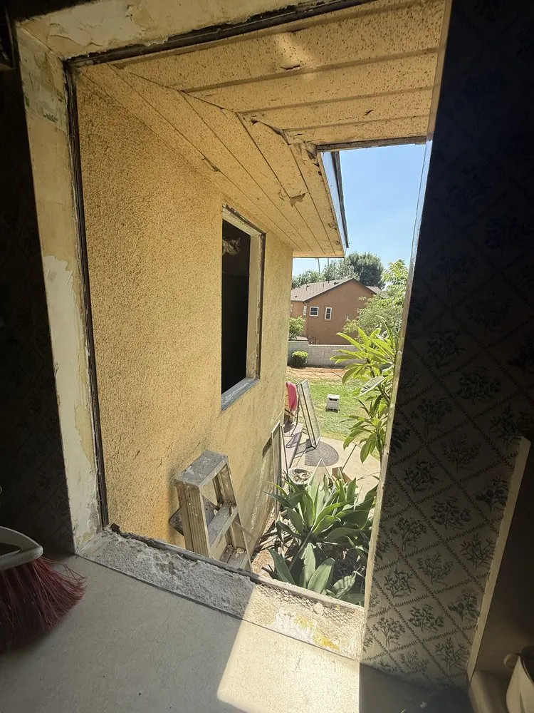 Affordable outdoor landscaping experts serving La Puente, CA - Gonzalez Construction