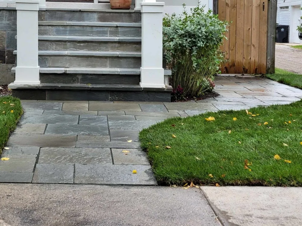 Top-rated landscape installation for residential properties in Mundelein, IL by Gonzalez F Landscaping