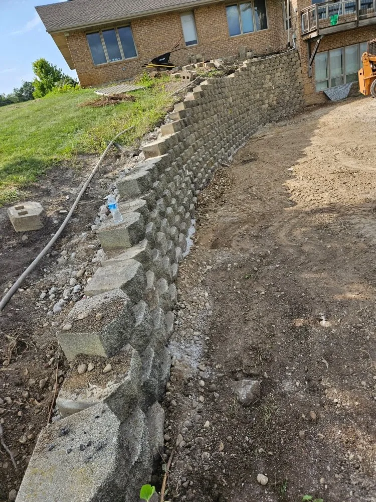 Trusted yard maintenance in Mundelein, IL - Gonzalez F Landscaping