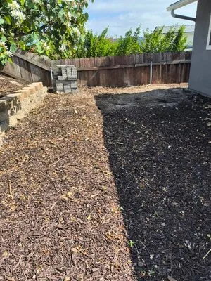 Gonzalez Garden & Landscape Logo