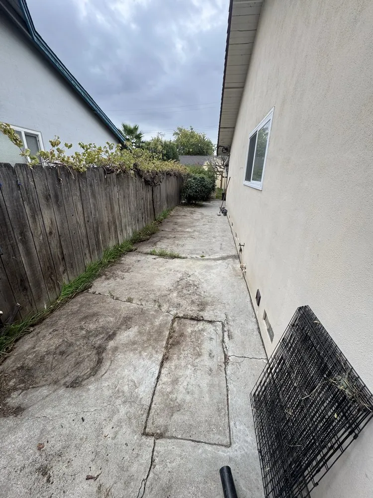 Expert outdoor landscaping in Lockeford, CA by Gonzalez Handyman and Junk Removal