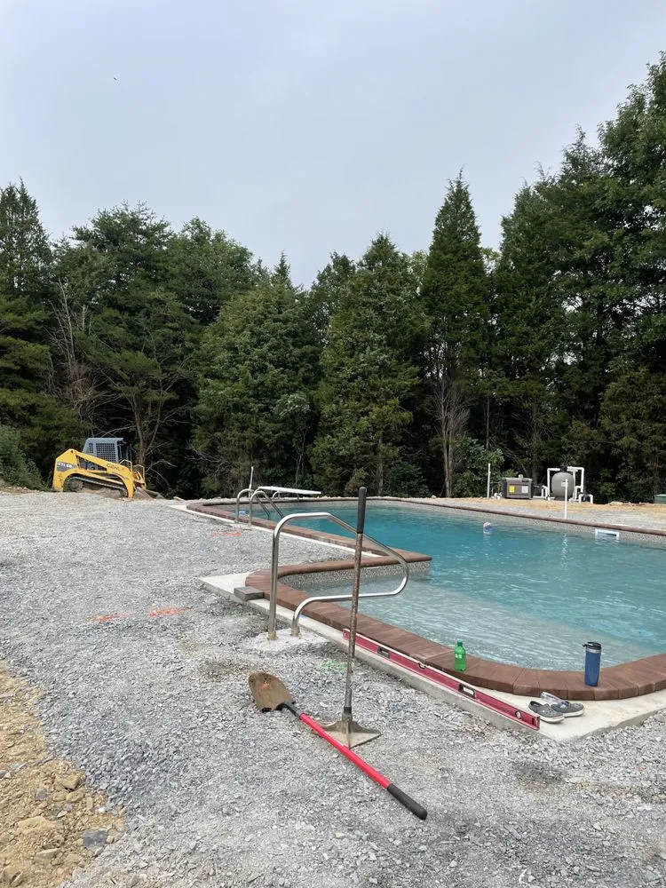 Top-rated lawn care service with custom design in Bluff City, TN by Gonzalez Hardscape and Landscape