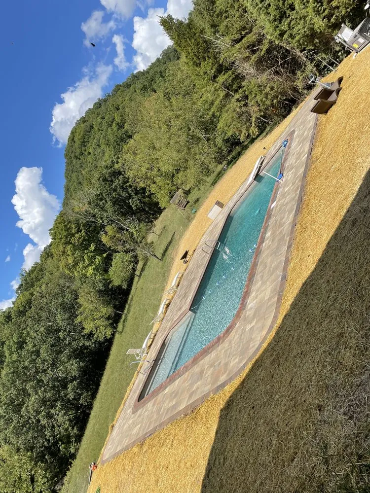 Top-rated lawn care service with custom design in Bluff City, TN by Gonzalez Hardscape and Landscape