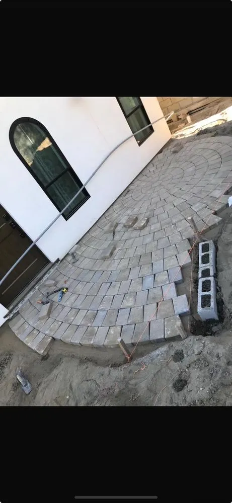 Professional yard cleanup service near you in Los Angeles, CA by Gonzalez Hardscape