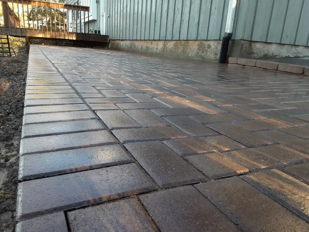 Affordable landscape design in West Chicago, IL - Gonzalez Hardscape