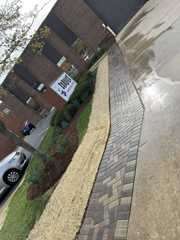 Trusted landscaping services experts serving West Chicago, IL - Gonzalez Hardscape