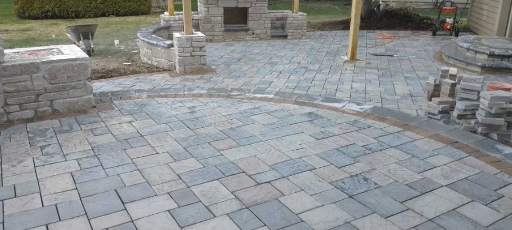 Affordable residential landscaping in West Chicago, IL by Gonzalez Hardscape