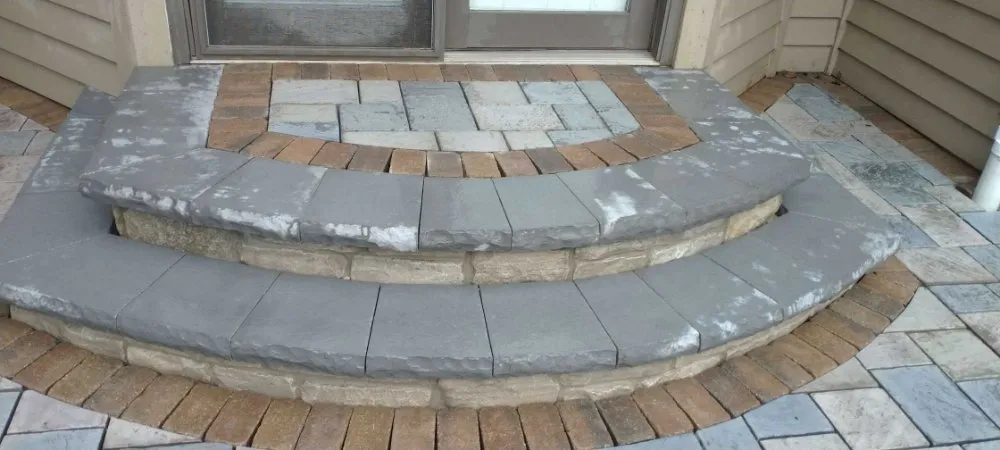 Custom landscape design in West Chicago, IL - Gonzalez Hardscape