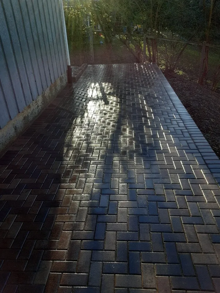 Affordable landscape installation for beautiful yards in West Chicago, IL by Gonzalez Hardscape